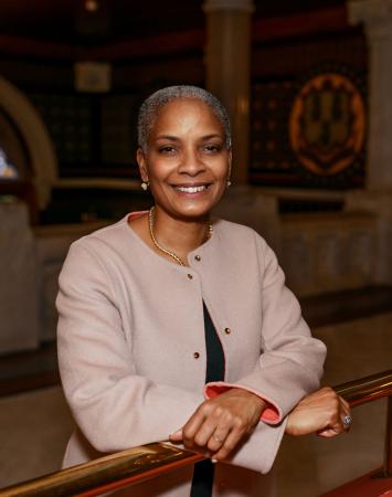Portrait of Hon. Stephanie Thomas