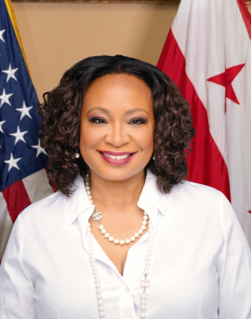 Portrait of Kimberly Bassett