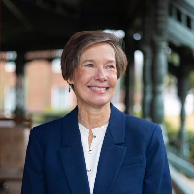 Portrait of Rachel Hunt