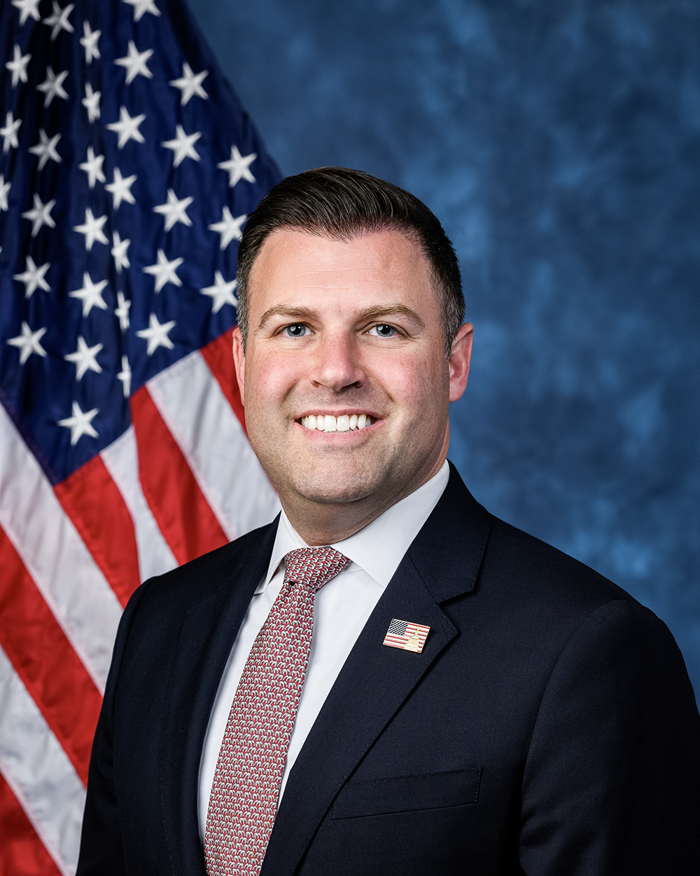 Portrait of Ryan Mackenzie